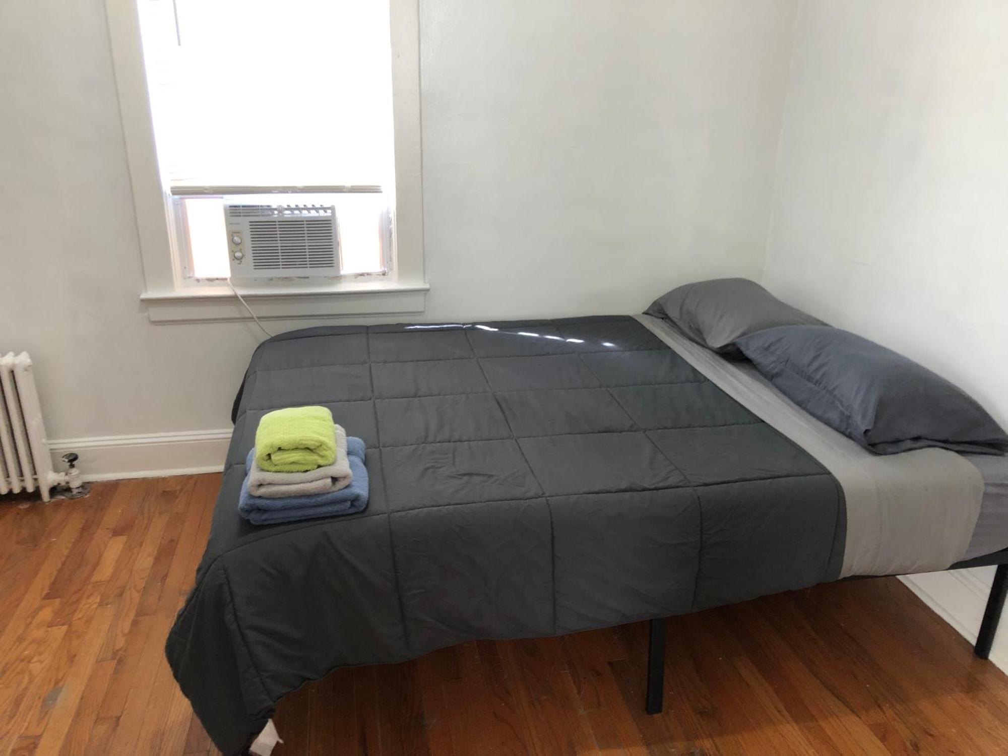 Private 2 Bedroom And 1 Bathroom House In A Quiet Area And Convenient To Nyc Bus And Train Perth Amboy Εξωτερικό φωτογραφία